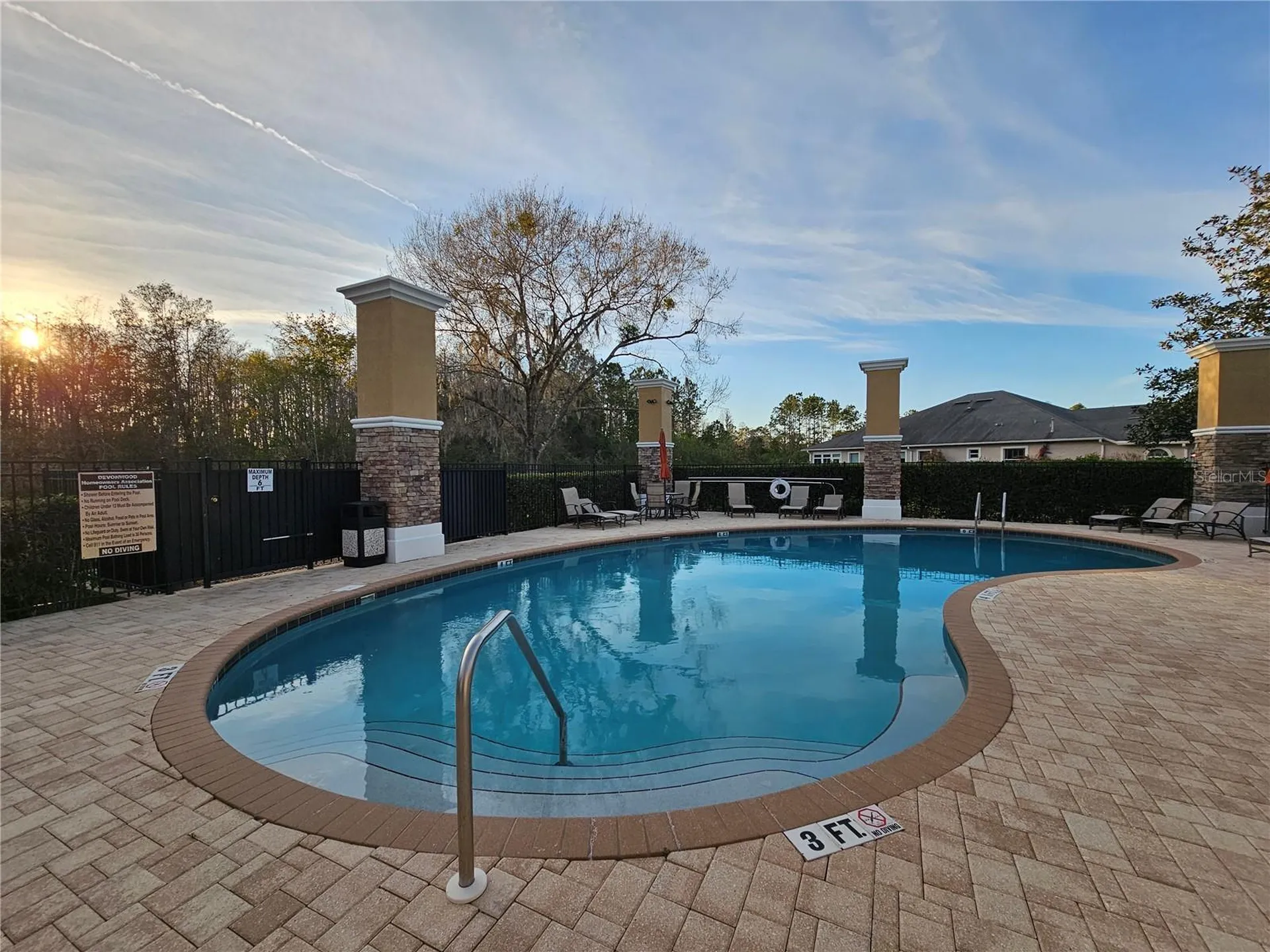 2802 Devonoak Boulevard Land O Lakes FL 34638