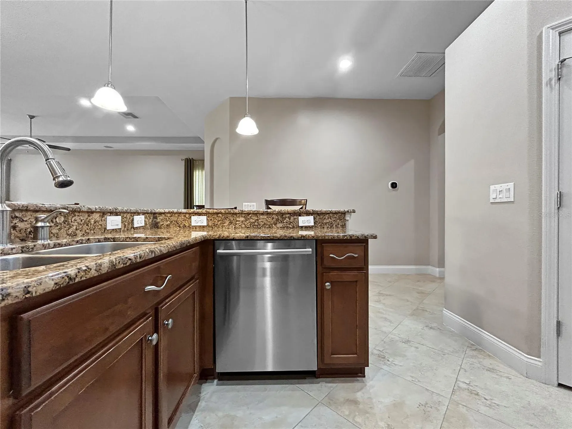 2802 Devonoak Boulevard Land O Lakes FL 34638