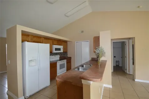 1207 Atlantic Court Kissimmee FL 34759
