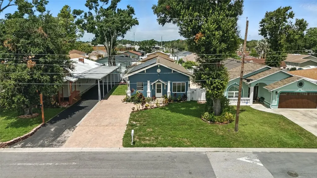 7012 N Hubert Avenue Tampa FL 33614