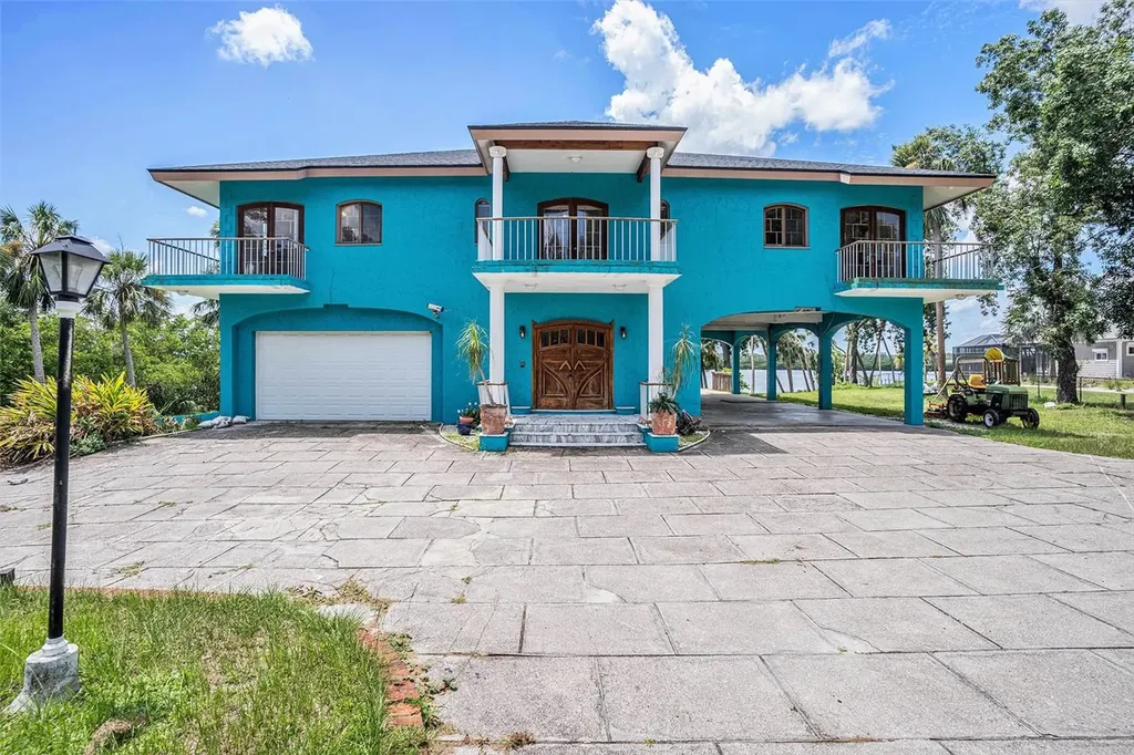 7715 Riverview Drive Riverview FL 33578