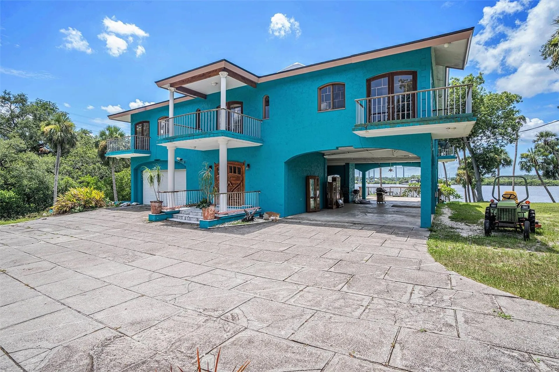7715 Riverview Drive Riverview FL 33578