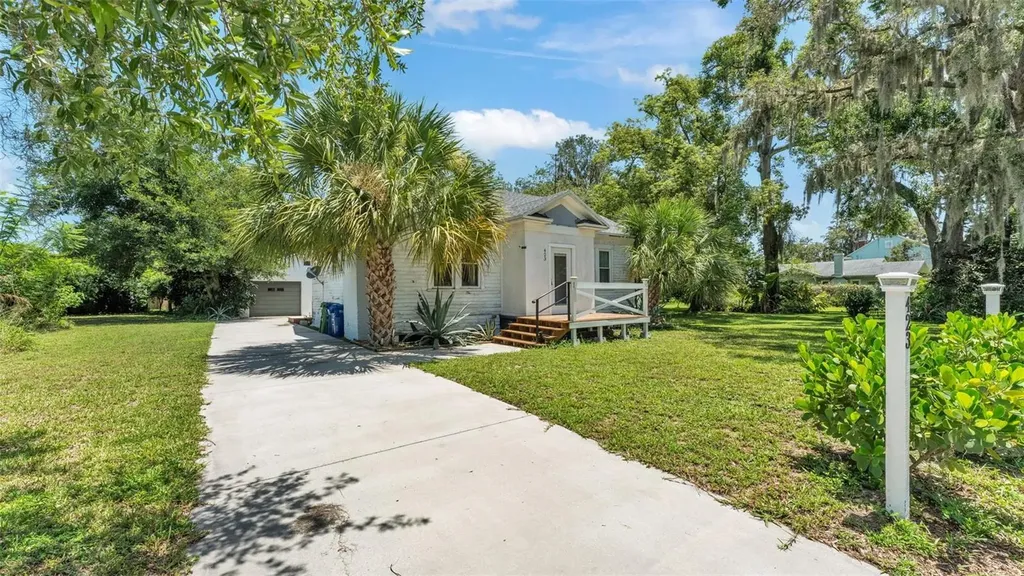 423 Avenue H SE Winter Haven FL 33880