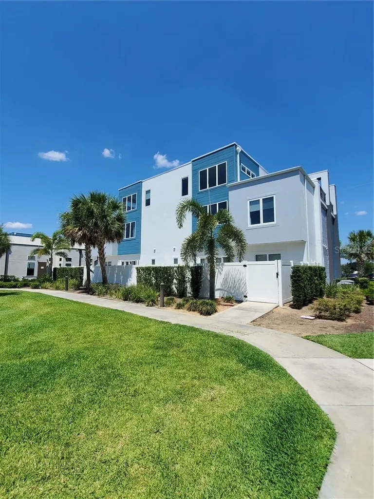 7740 Sandy Ridge Drive Reunion FL 34747