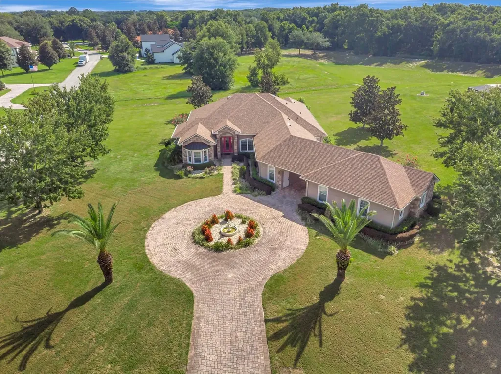 18139 Great Blue Heron Drive Groveland FL 34736