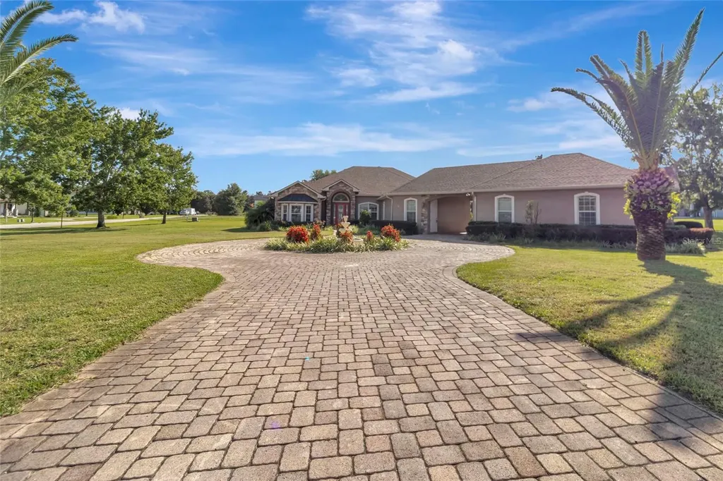 18139 Great Blue Heron Drive Groveland FL 34736