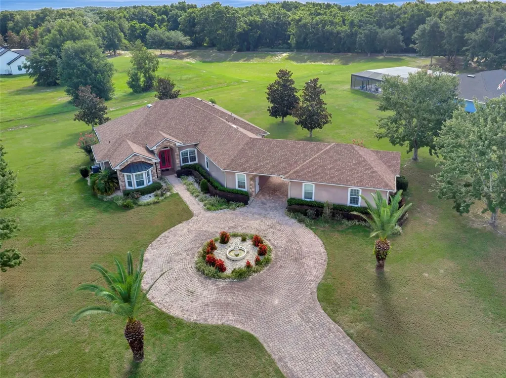 18139 Great Blue Heron Drive Groveland FL 34736