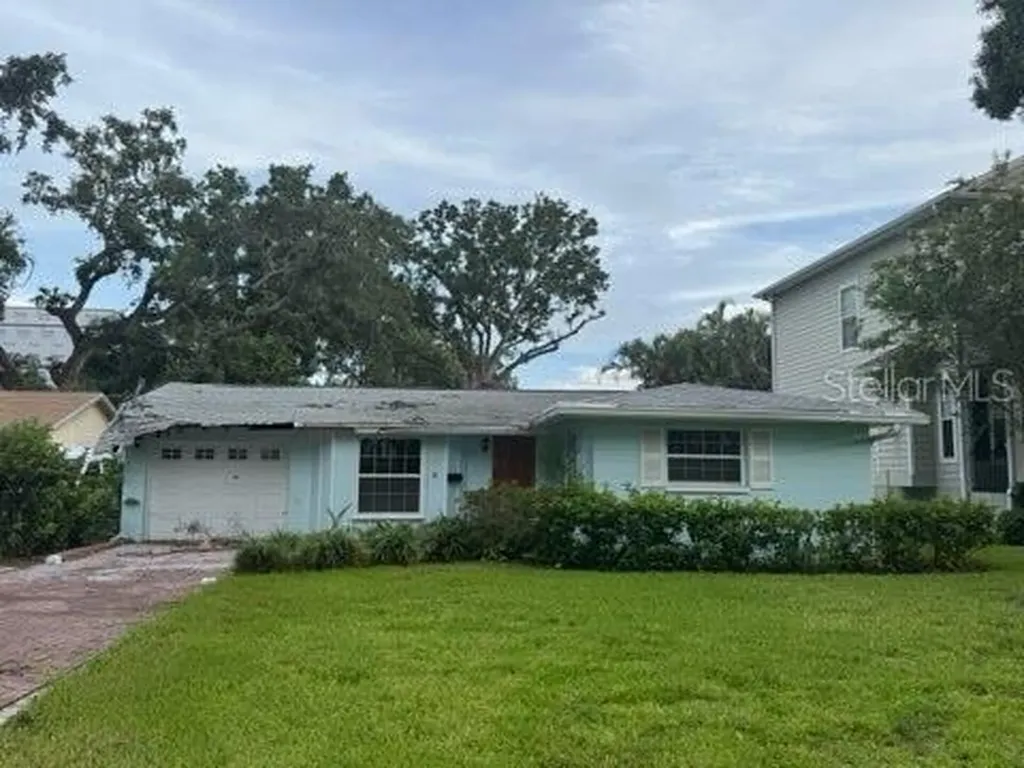 4906 W Cleveland Street Tampa FL 33609