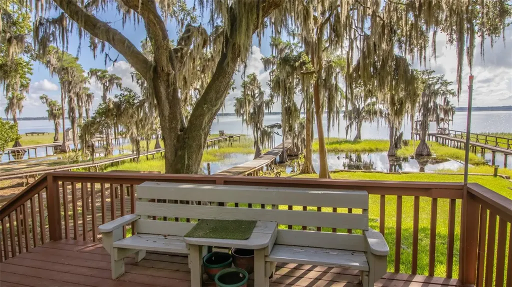 7925 NE 221st Street Melrose FL 32666