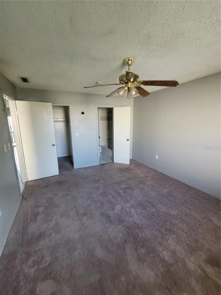 303 E Whitehall Court Tampa FL 33604