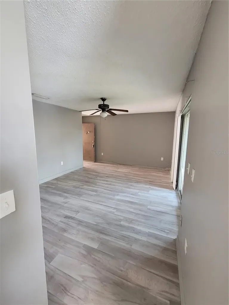 303 E Whitehall Court Tampa FL 33604