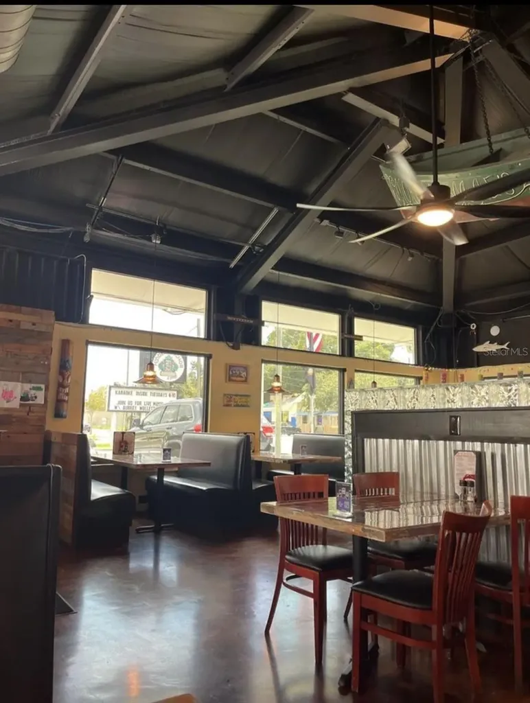 606 N Pinellas Avenue Tarpon Springs FL 34689