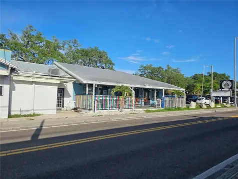 606 N Pinellas Avenue Tarpon Springs FL 34689