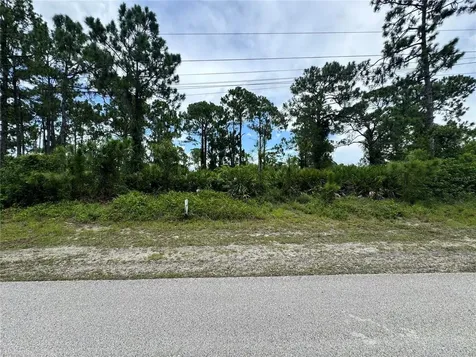 977 Kellogg Street E Lehigh Acres FL 33974