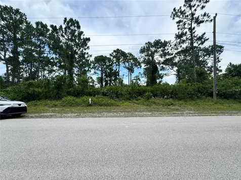 977 Kellogg Street E Lehigh Acres FL 33974