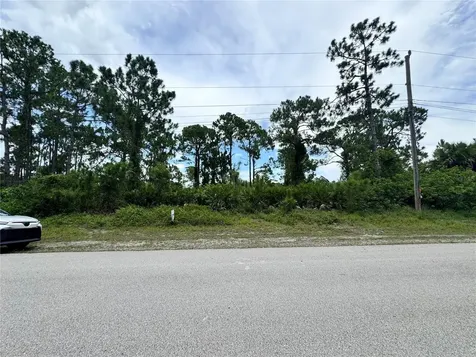 977 Kellogg Street E Lehigh Acres FL 33974