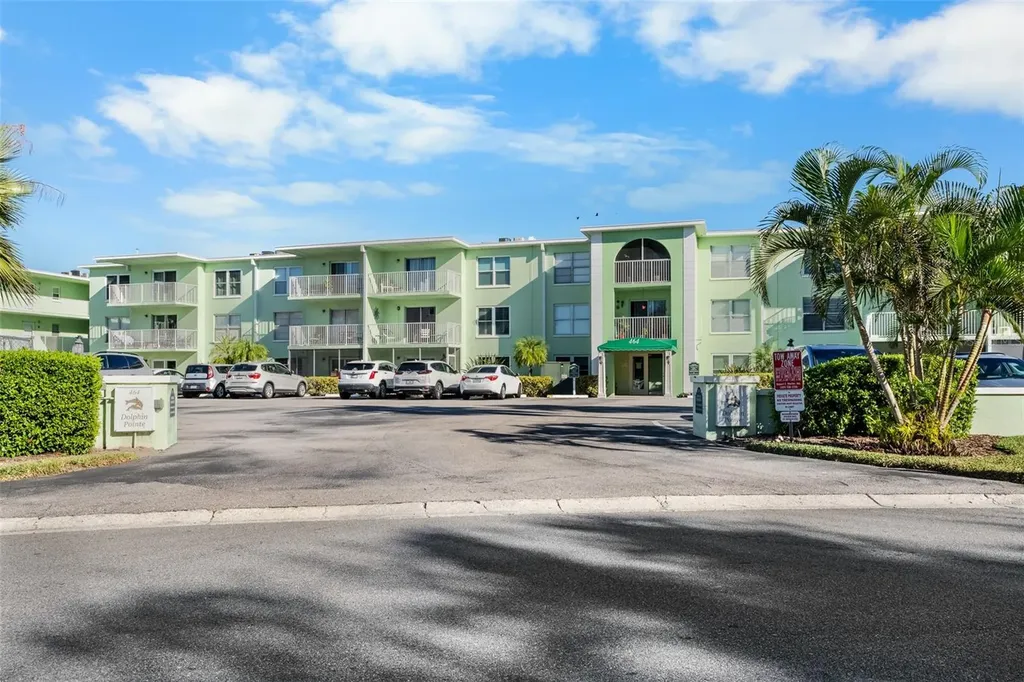 464 N Paula Drive Dunedin FL 34698