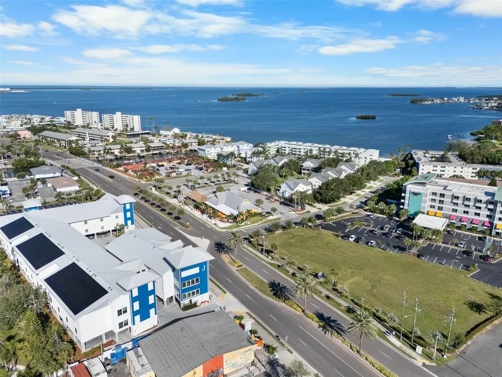 464 N Paula Drive Dunedin FL 34698