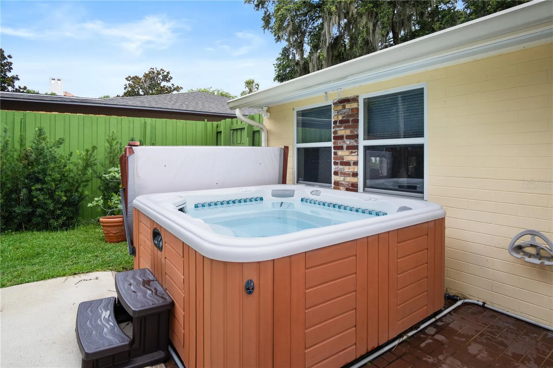 1228 Spring Lake Drive Orlando FL 32804