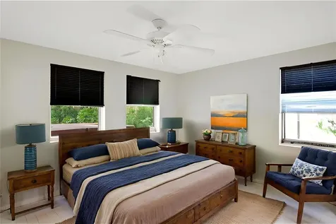 1228 Spring Lake Drive Orlando FL 32804