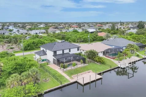 15530 Aqua Circle Port Charlotte FL 33981