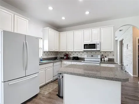 799 Hacienda Circle Kissimmee FL 34741