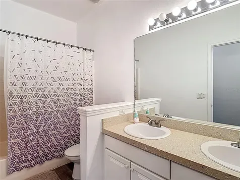 799 Hacienda Circle Kissimmee FL 34741