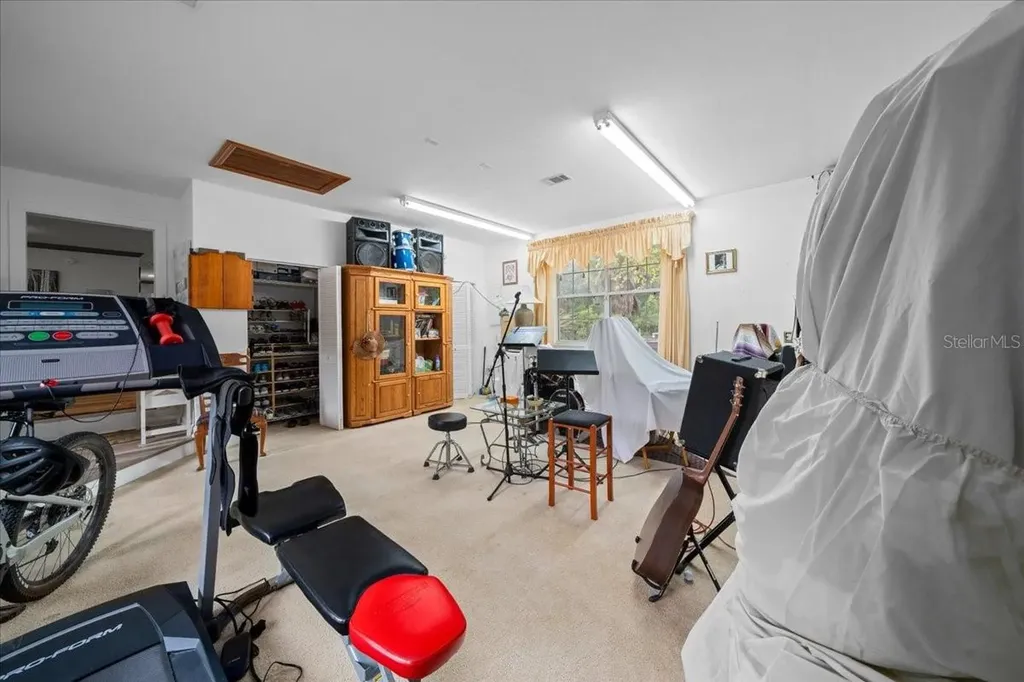 203 NW Highway 441 Micanopy FL 32667
