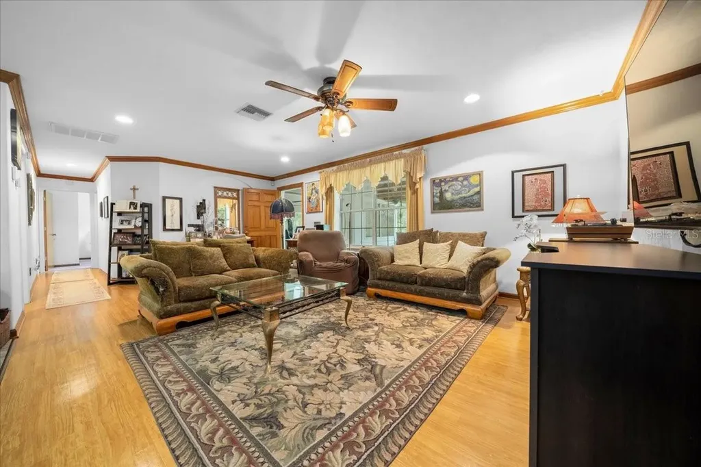 203 NW Highway 441 Micanopy FL 32667