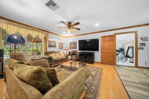 203 NW Highway 441 Micanopy FL 32667
