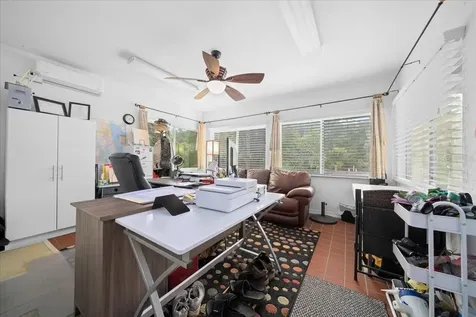 203 NW Highway 441 Micanopy FL 32667