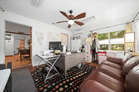 203 NW Highway 441 Micanopy FL 32667