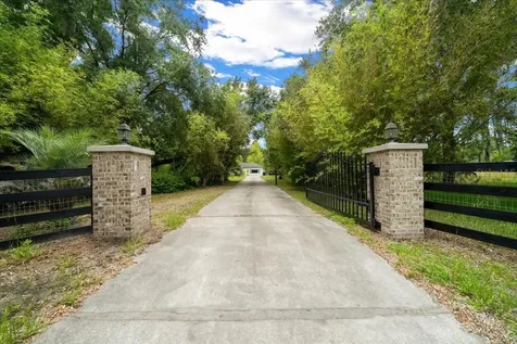 203 NW Highway 441 Micanopy FL 32667