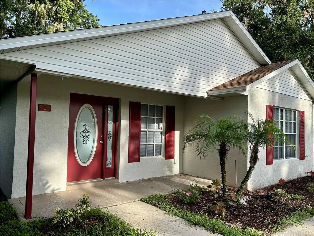 209 N 1st Avenue Wauchula FL 33873