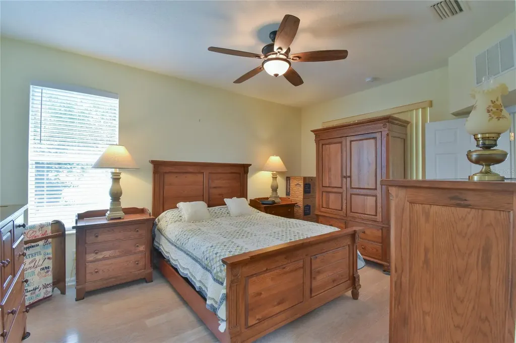 2111 NW 58th Court Ocala FL 34482