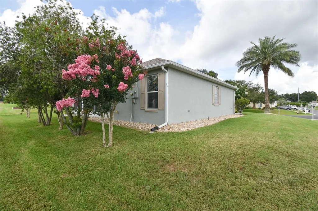 2111 NW 58th Court Ocala FL 34482