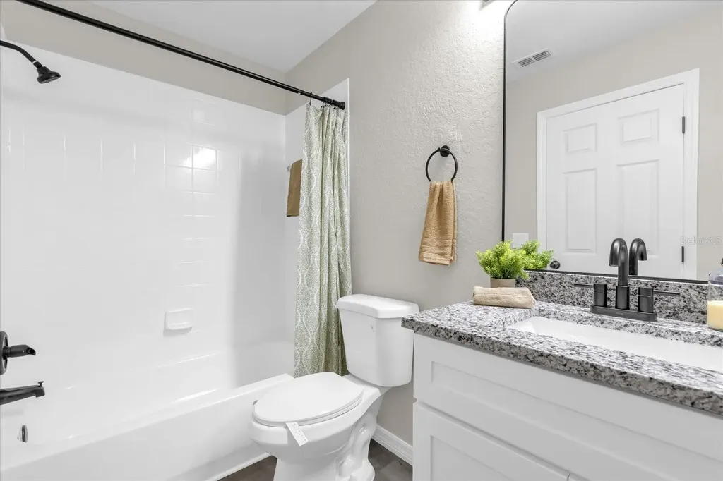 2020 Calabria Avenue Davenport FL 33897