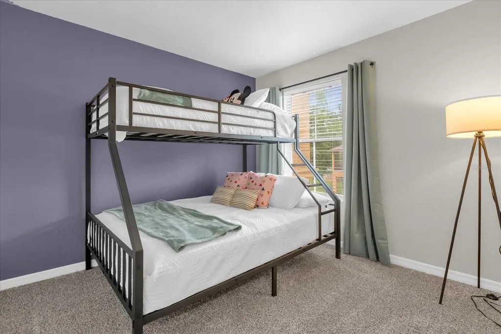 2020 Calabria Avenue Davenport FL 33897