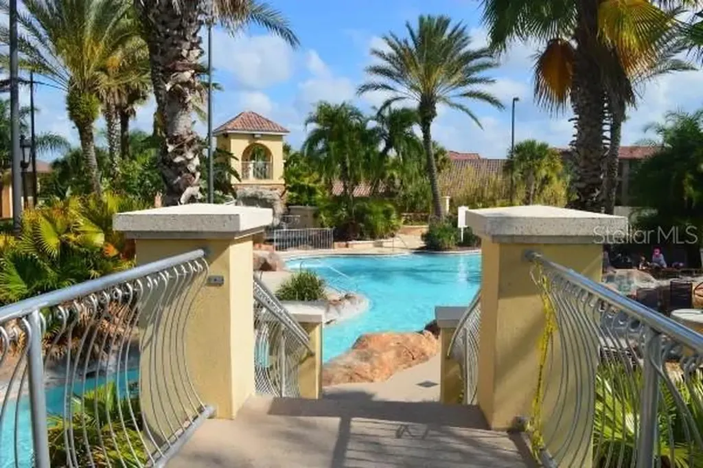 2020 Calabria Avenue Davenport FL 33897