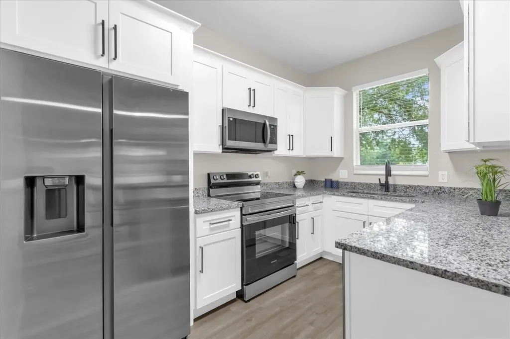 2020 Calabria Avenue Davenport FL 33897