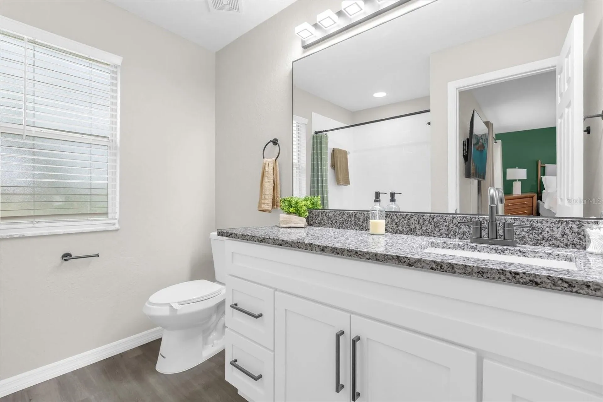 2020 Calabria Avenue Davenport FL 33897