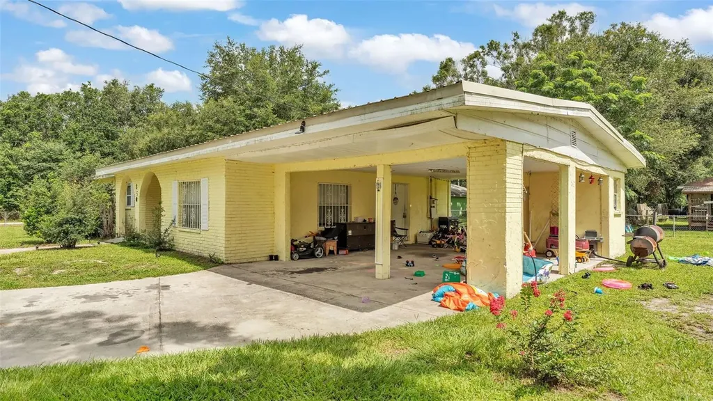 150 North Avenue Mulberry FL 33860