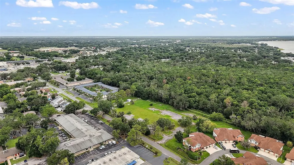 W Oak Terrace Drive Leesburg FL 34748