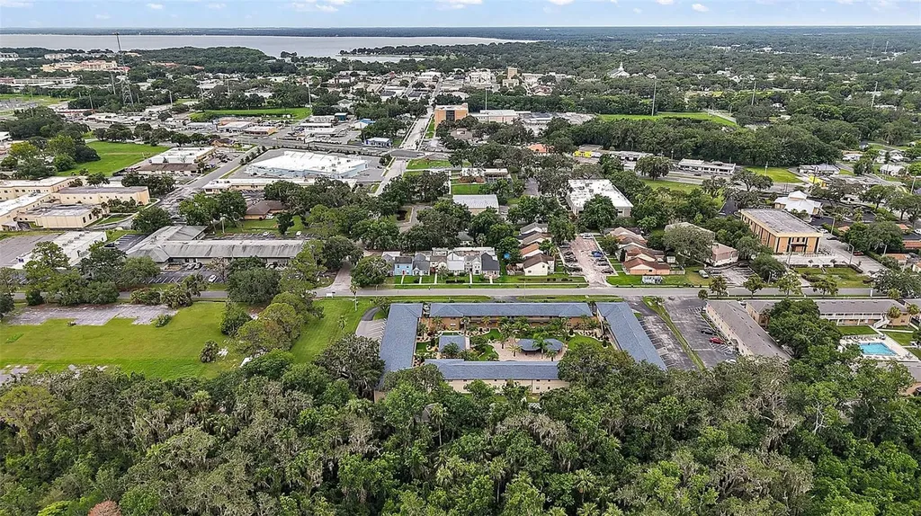 W Oak Terrace Drive Leesburg FL 34748