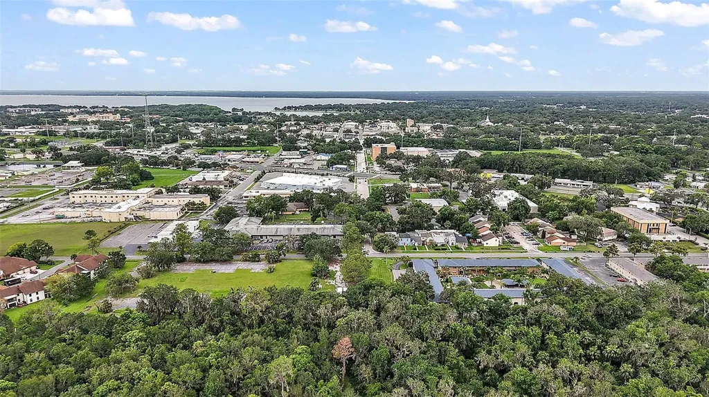 W Oak Terrace Drive Leesburg FL 34748