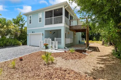 19 Bay Drive Palm Coast FL 32137