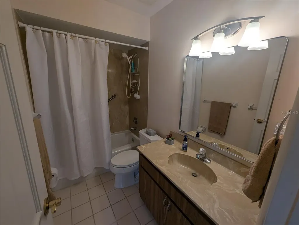 5710 S Bernie Street Tampa FL 33611