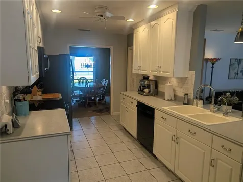 5710 S Bernie Street Tampa FL 33611