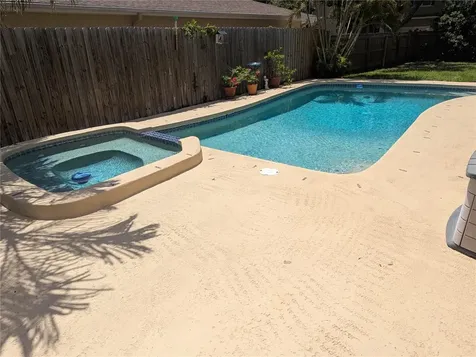5710 S Bernie Street Tampa FL 33611