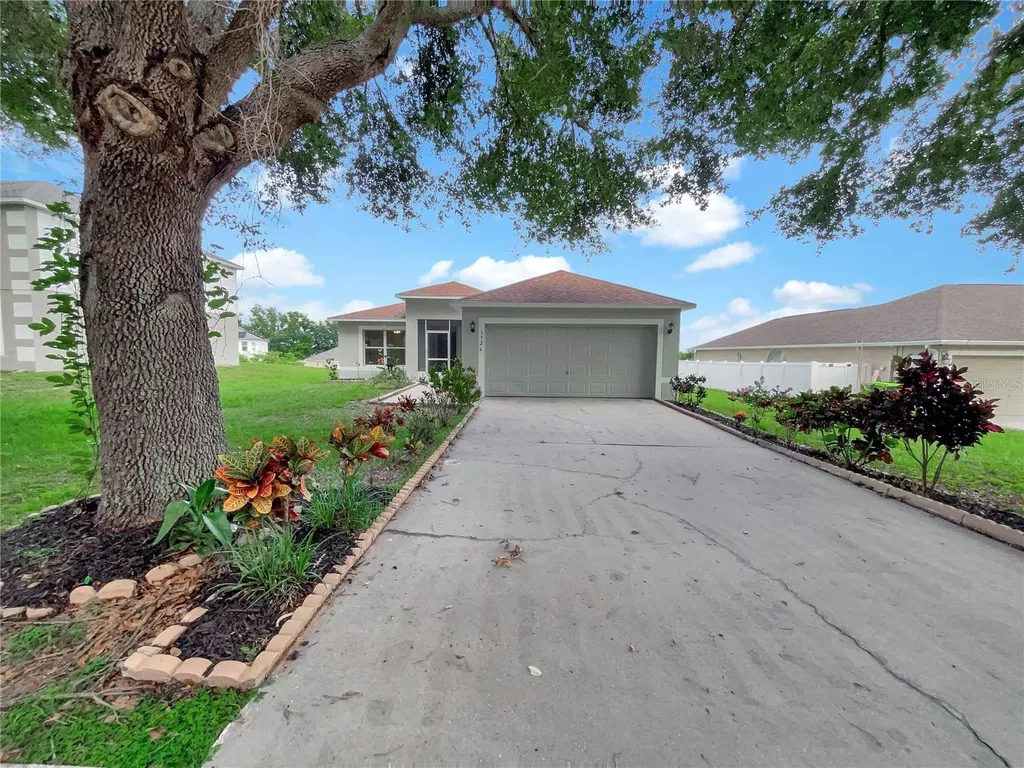 1726 Sunset Ridge Drive Mascotte FL 34753